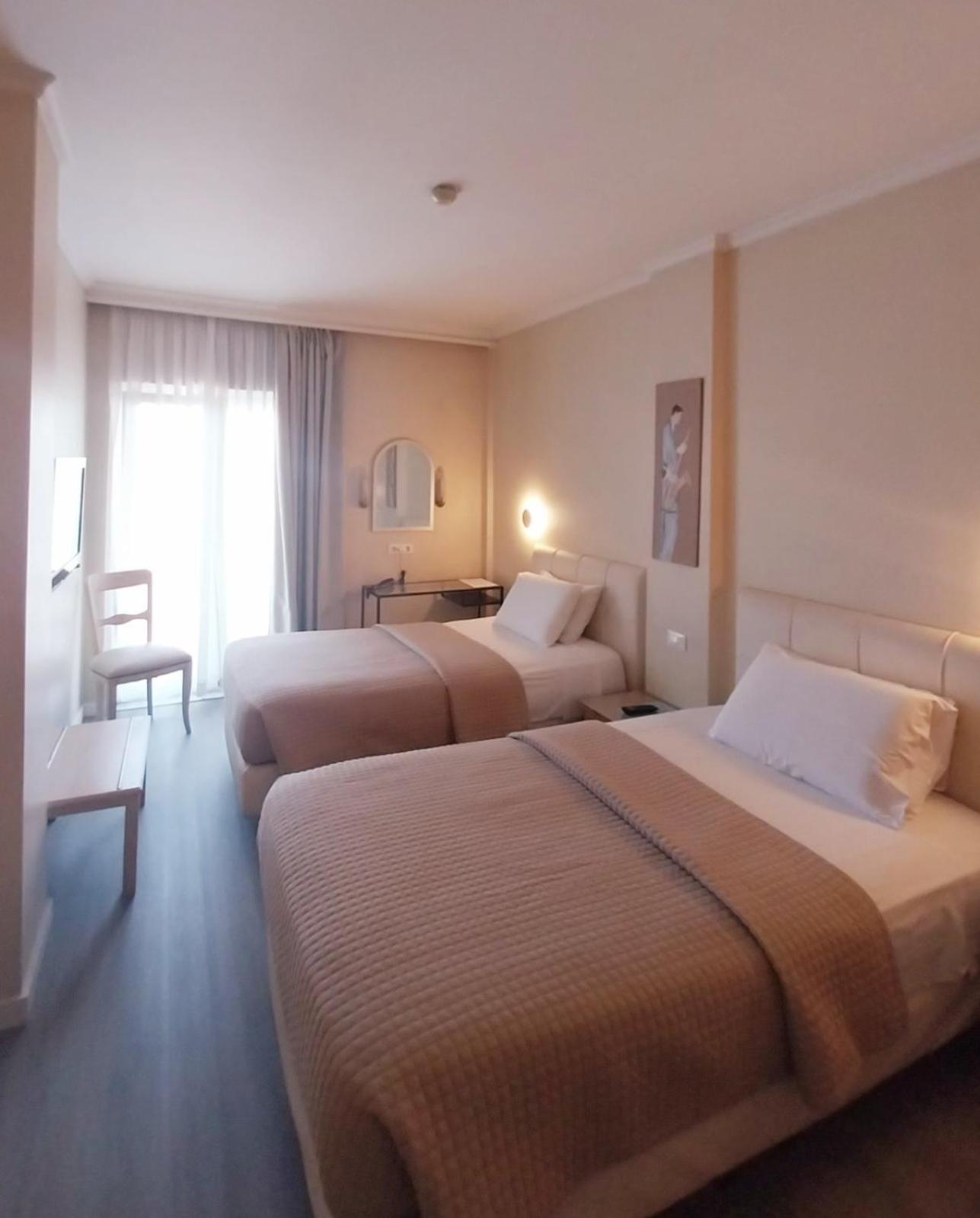 Hotel London 3*